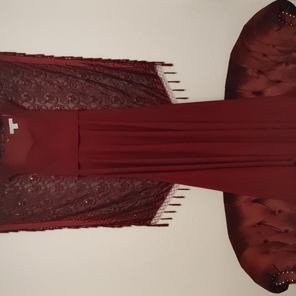 Allure Bridesmaid Dress 1601 Size 12 Color Burgundy.